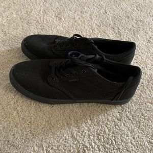 Women’s VANS Sz 7.5